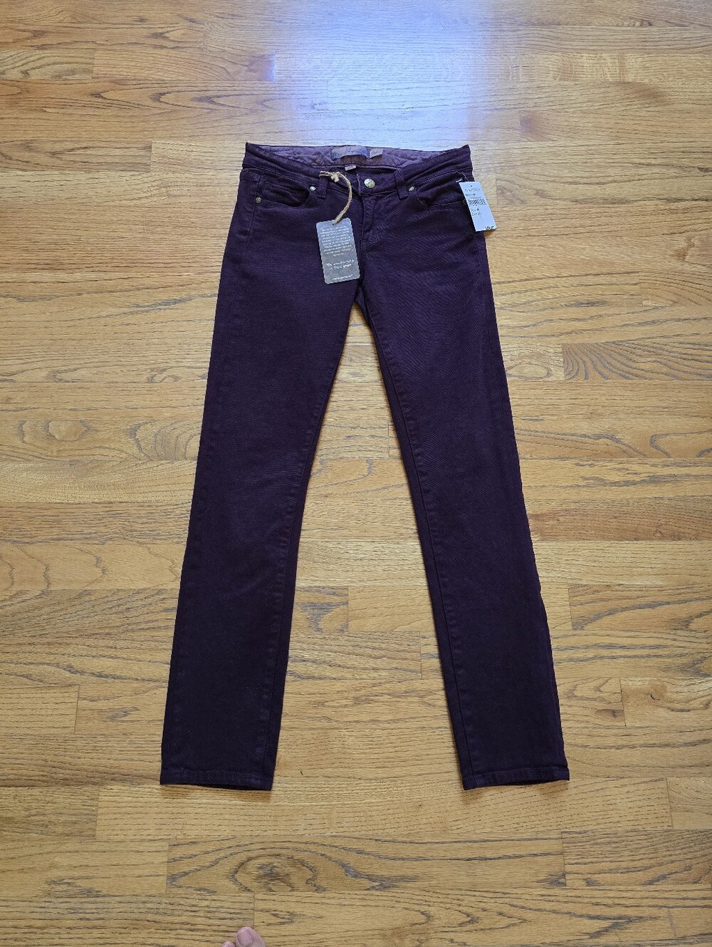 Paige Women’s Skyline Ankle Peg Skinny Jeans in Dark Cherry Size 24